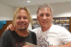 2017-07_BYH_Motley Crue Vince Nail